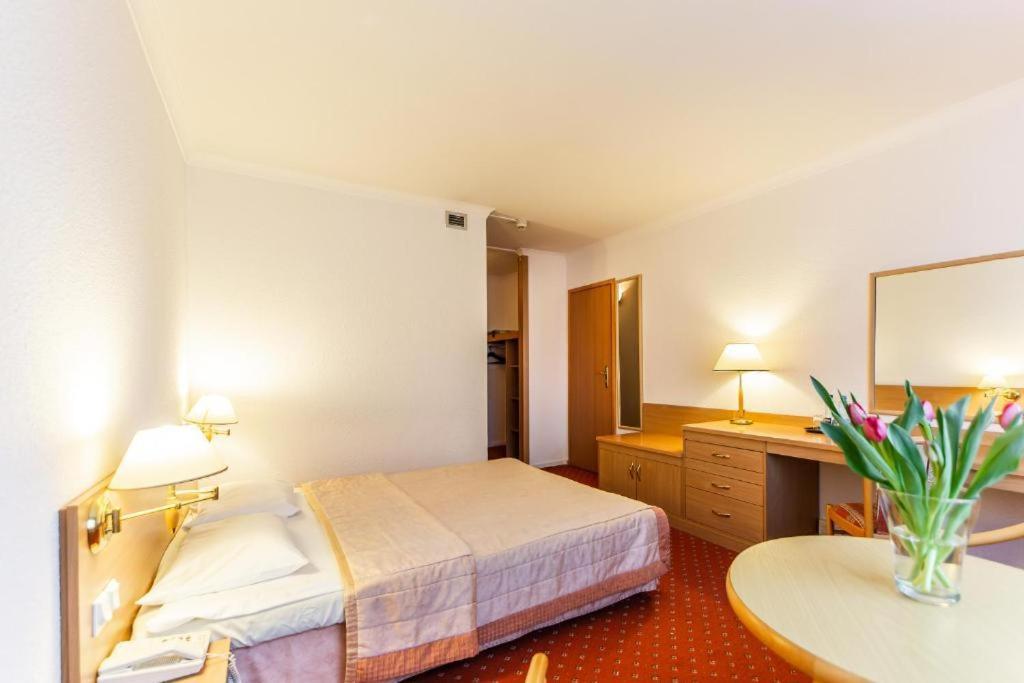 Hotel Solny Kołobrzeg Esterno foto