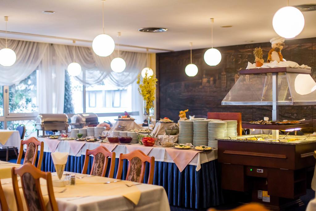 Hotel Solny Kołobrzeg Esterno foto